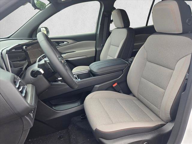 New 2026 Chevrolet Traverse LT w/ Driver Confidence Package FWD image 4
