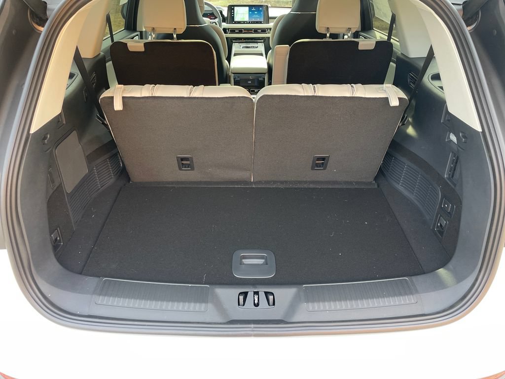 New 2026 Lincoln Aviator Reserve AWD/4WD image 14