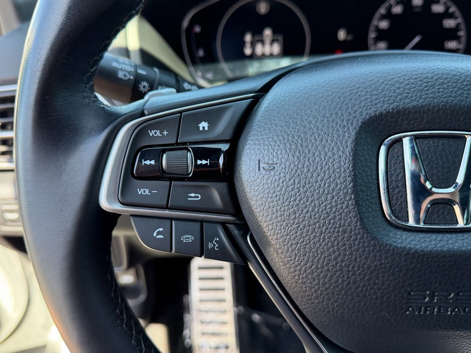 Used 2022 Honda Accord Sport image 34