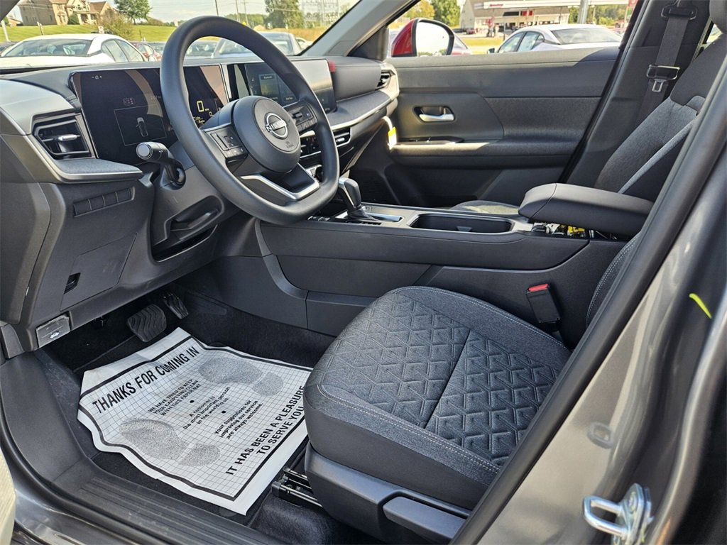 New 2026 Nissan Kicks SV w/ Cold Weather Package image 4
