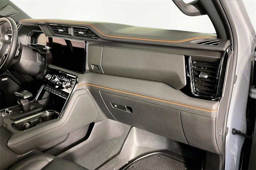 Used 2024 GMC Sierra 1500 AT4 w/ Technology Package image 27
