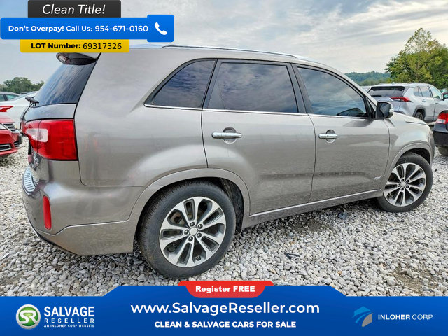 Used 2014 Kia Sorento SX w/ 3rd Row Package AWD/4WD image 4