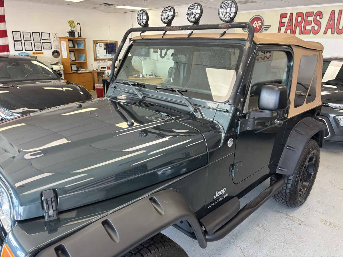 Used 2005 Jeep Wrangler SE AWD/4WD image 3