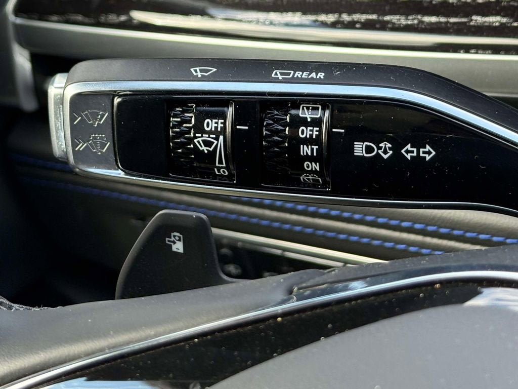 New 2025 Cadillac Escalade IQ Luxury 1 AWD/4WD image 19