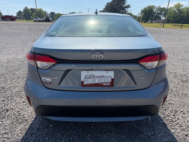 Used 2020 Toyota Corolla LE FWD image 2