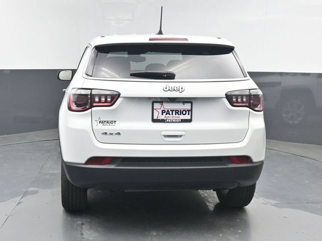Used 2025 Jeep Compass Sport AWD/4WD image 12