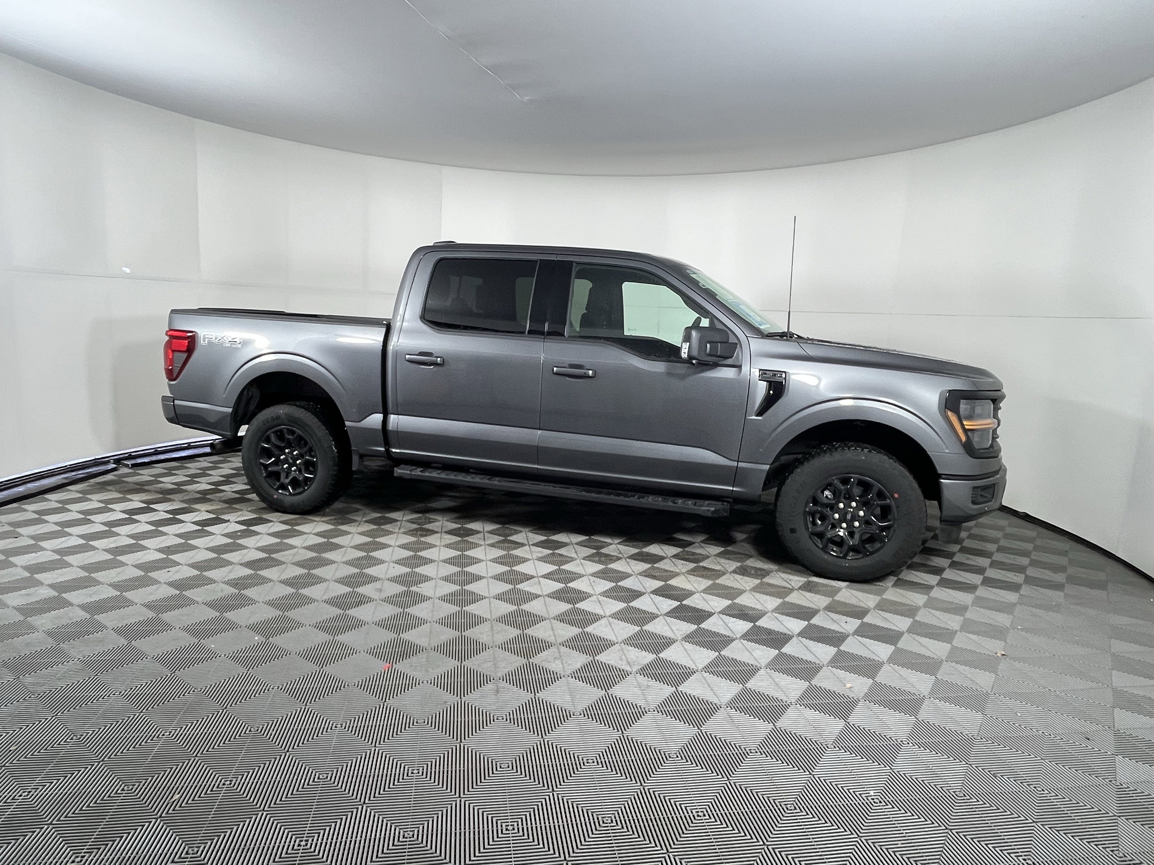 Used 2025 Ford F150 XLT w/ Equipment Group 302A MID image 5