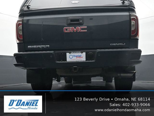 Used 2018 GMC Sierra 1500 Denali w/ Denali Ultimate Package AWD/4WD image 11