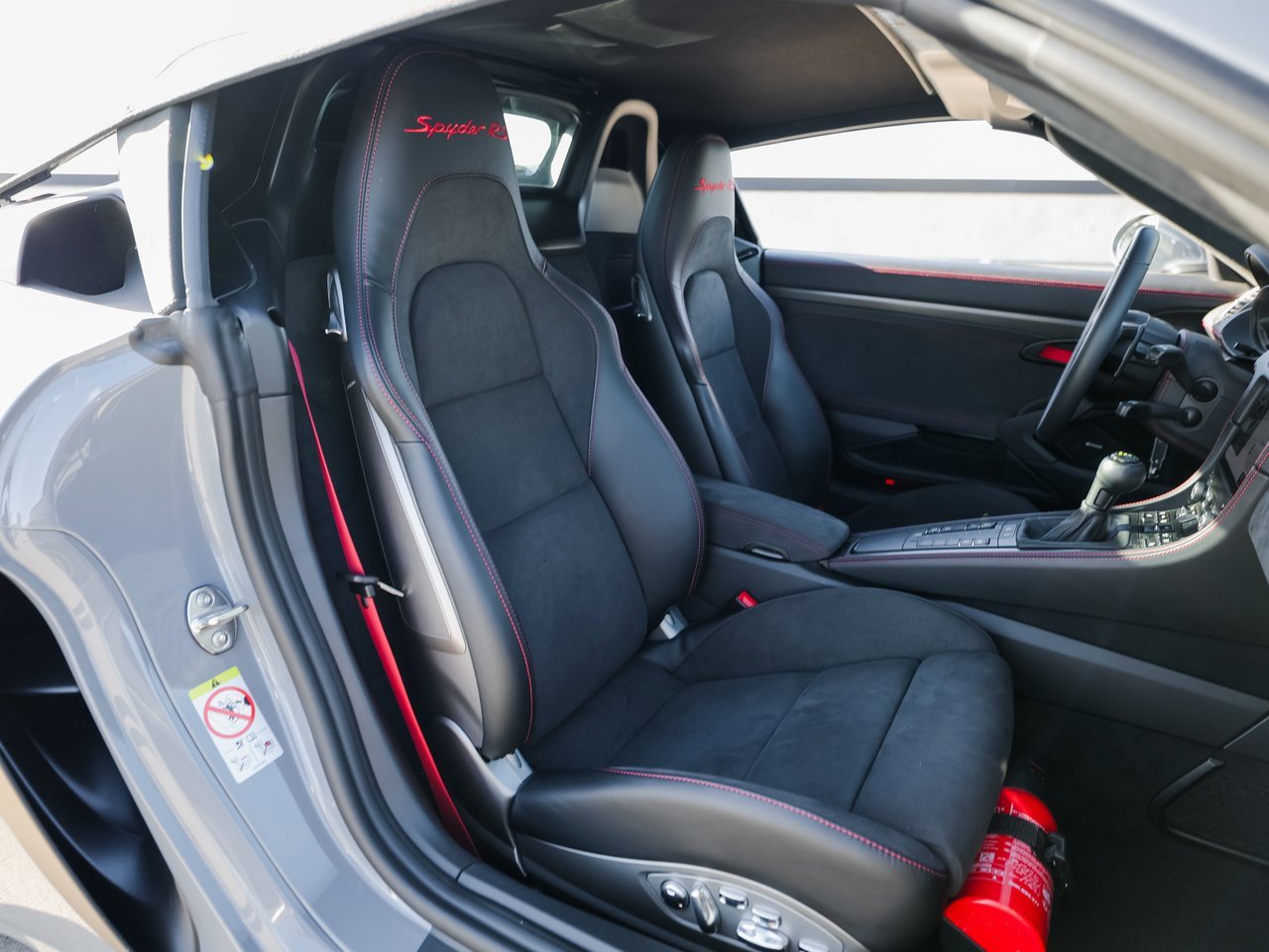 Certified 2025 Porsche 718 Boxster Spyder RS image 29