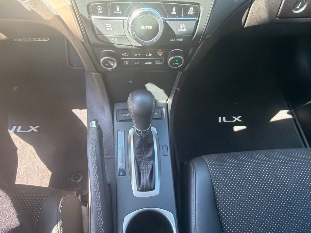 Used 2016 Acura ILX FWD image 28