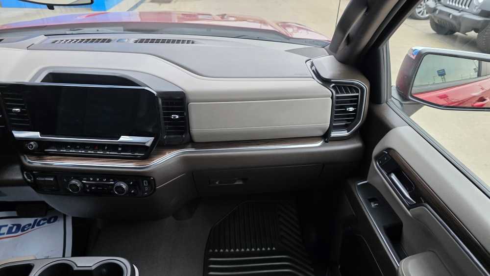 Used 2024 Chevrolet Silverado 1500 LT w/ All Star Edition Plus image 17