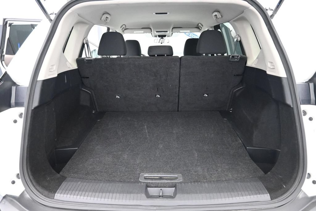 Used 2023 Nissan Rogue S FWD image 15