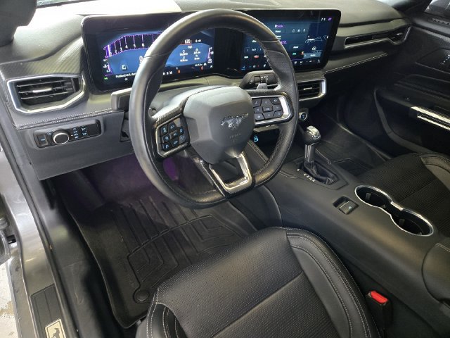 Used 2025 Ford Mustang GT Premium RWD image 29