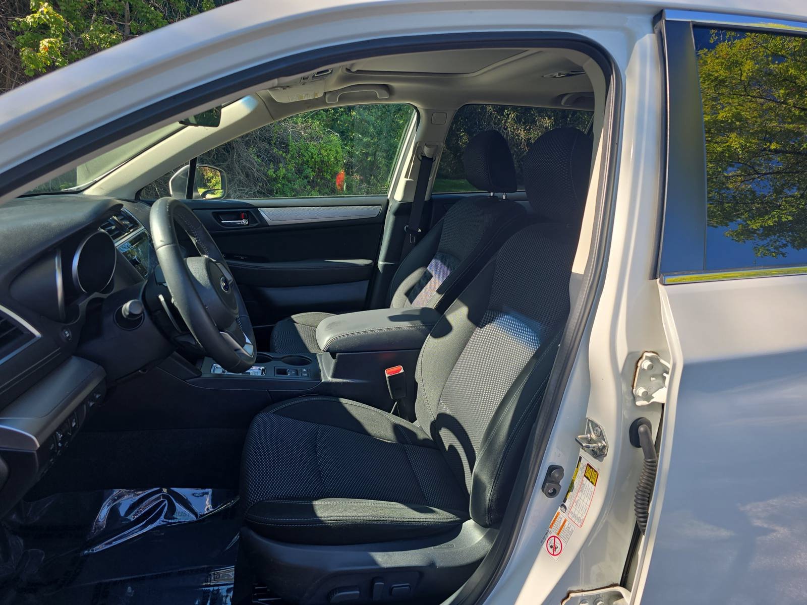 Used 2019 Subaru Outback 2.5i Premium AWD/4WD image 14