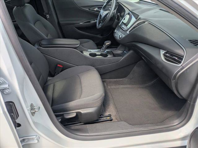 Used 2025 Chevrolet Malibu LT FWD image 18