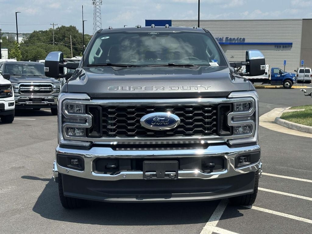 New 2026 Ford F350 4x4 Crew Cab DRW Super Duty image 7