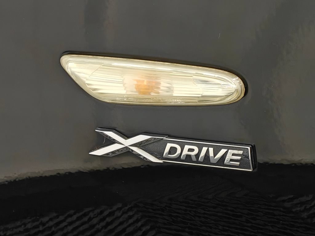 Used 2011 BMW 328i xDrive Coupe AWD/4WD image 38