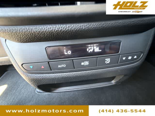 Used 2025 Honda Pilot Touring image 22