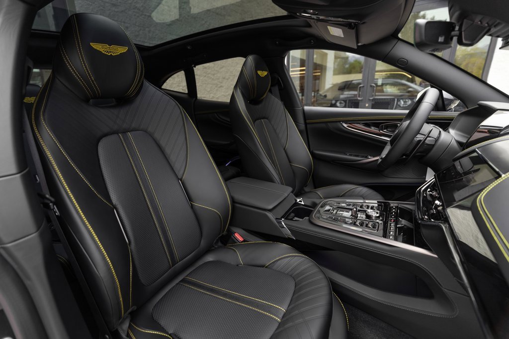 New 2026 Aston Martin DBX 707 image 30