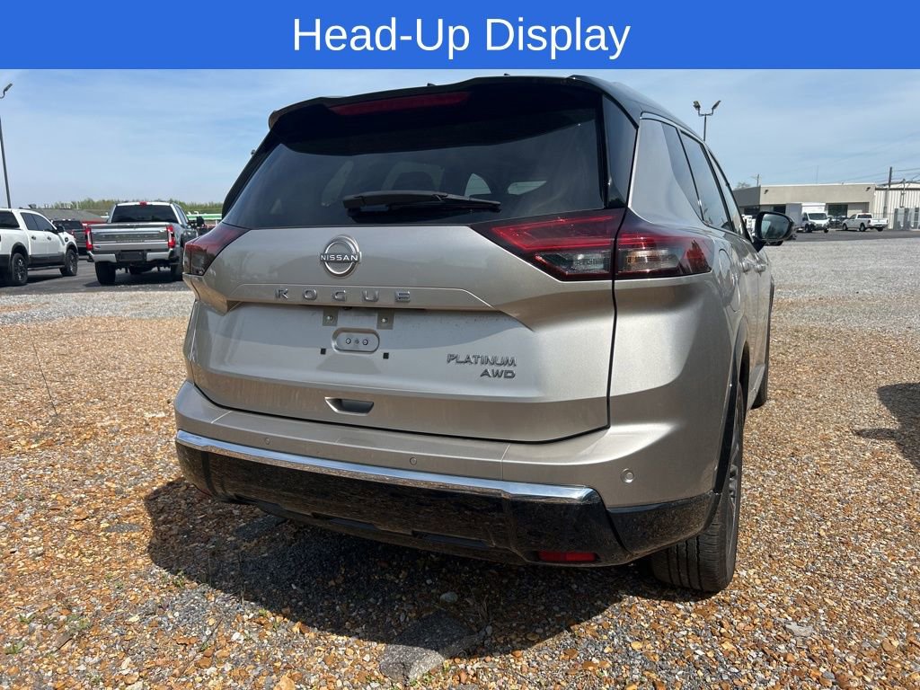 Used 2025 Nissan Rogue Platinum w/ Tech Package image 9