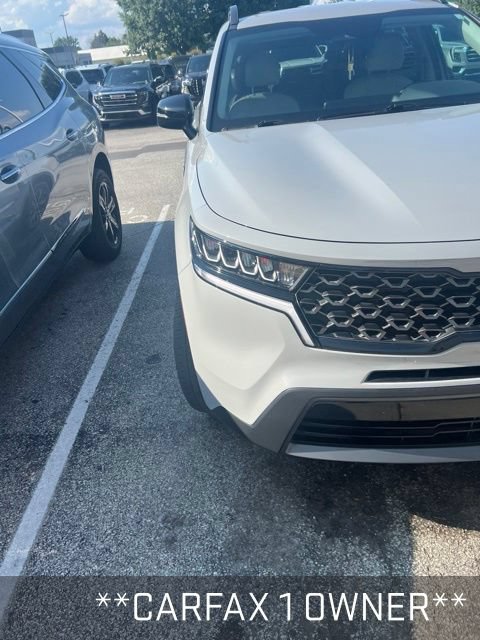 Used 2022 Kia Sorento S AWD/4WD image 2