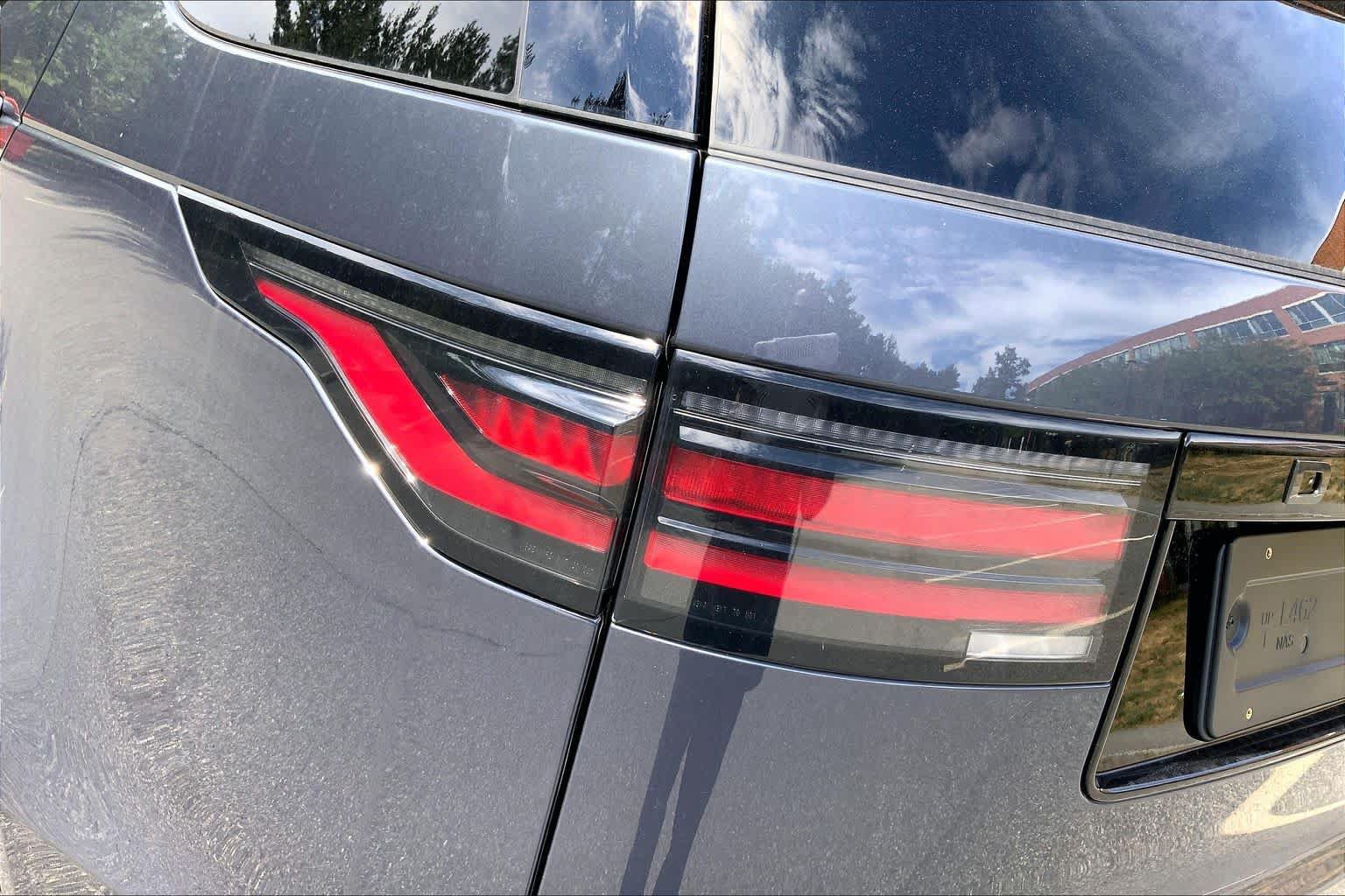 New 2026 Land Rover Discovery Dynamic SE AWD/4WD image 5