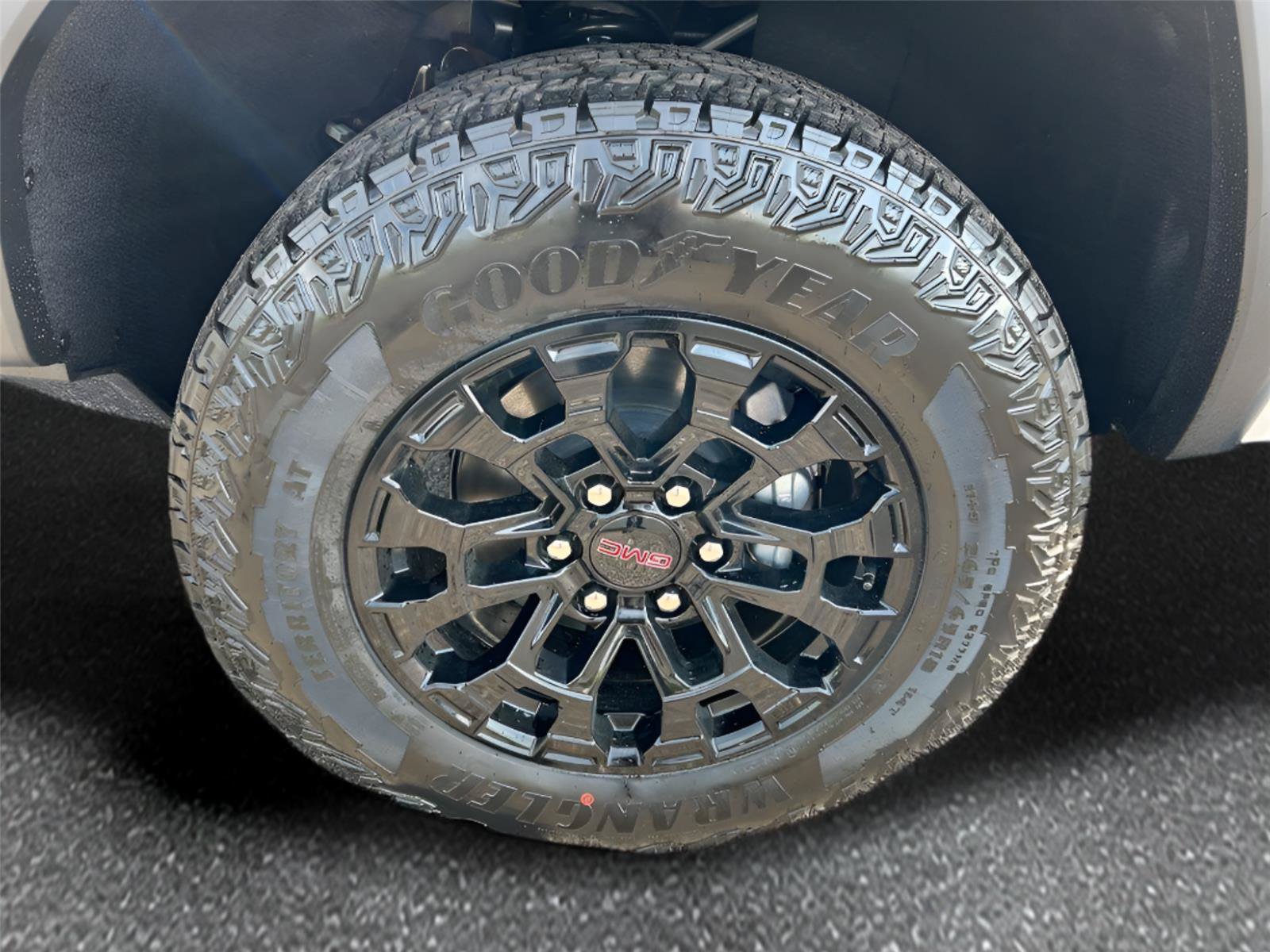 New 2026 GMC Canyon Elevation w/ Convenience Package AWD/4WD image 9
