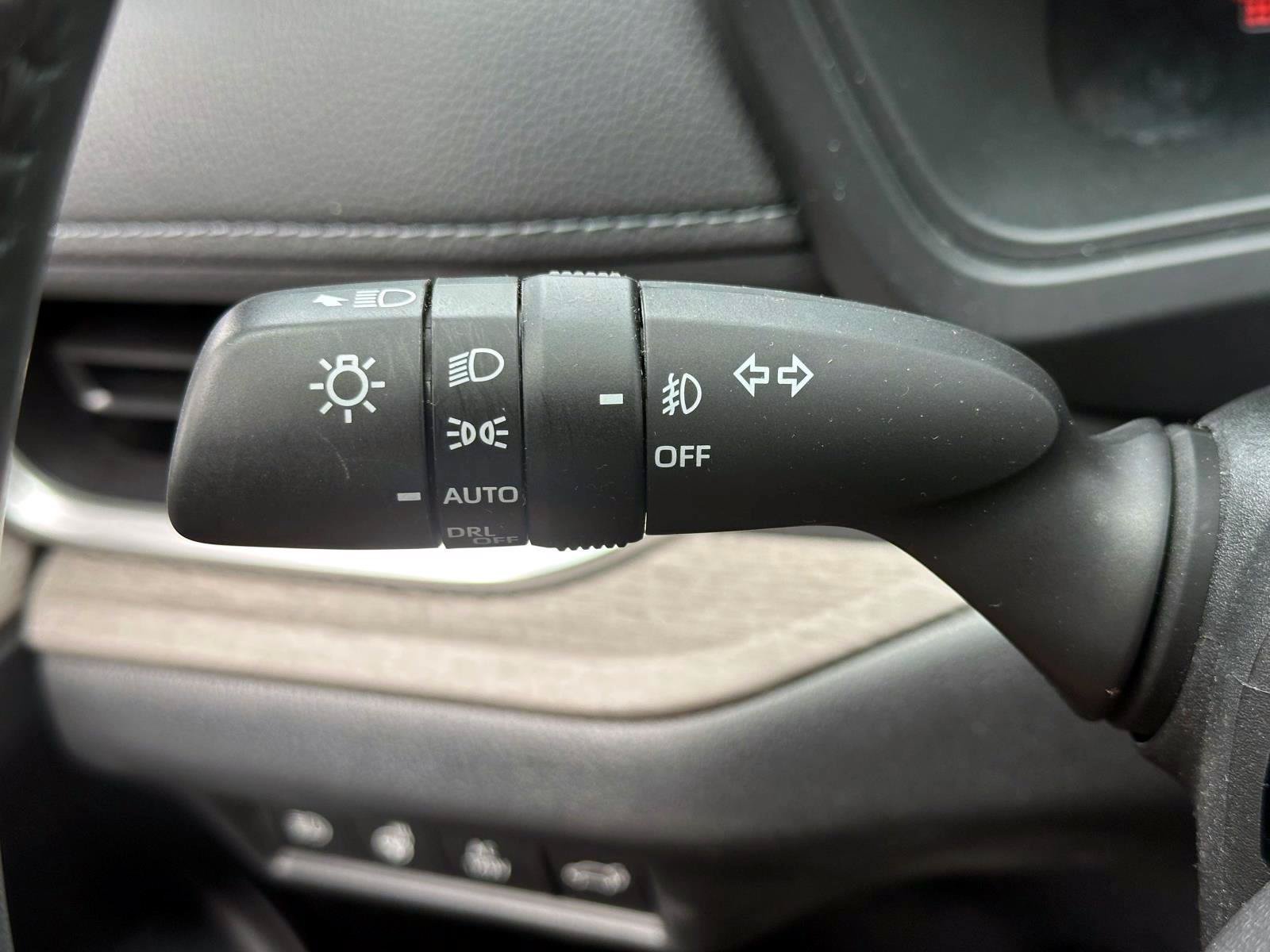 Used 2024 Toyota Grand Highlander AWD Hybrid image 33