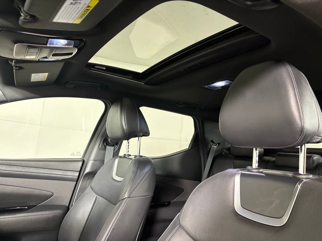 Used 2025 Hyundai Santa Cruz Limited image 19
