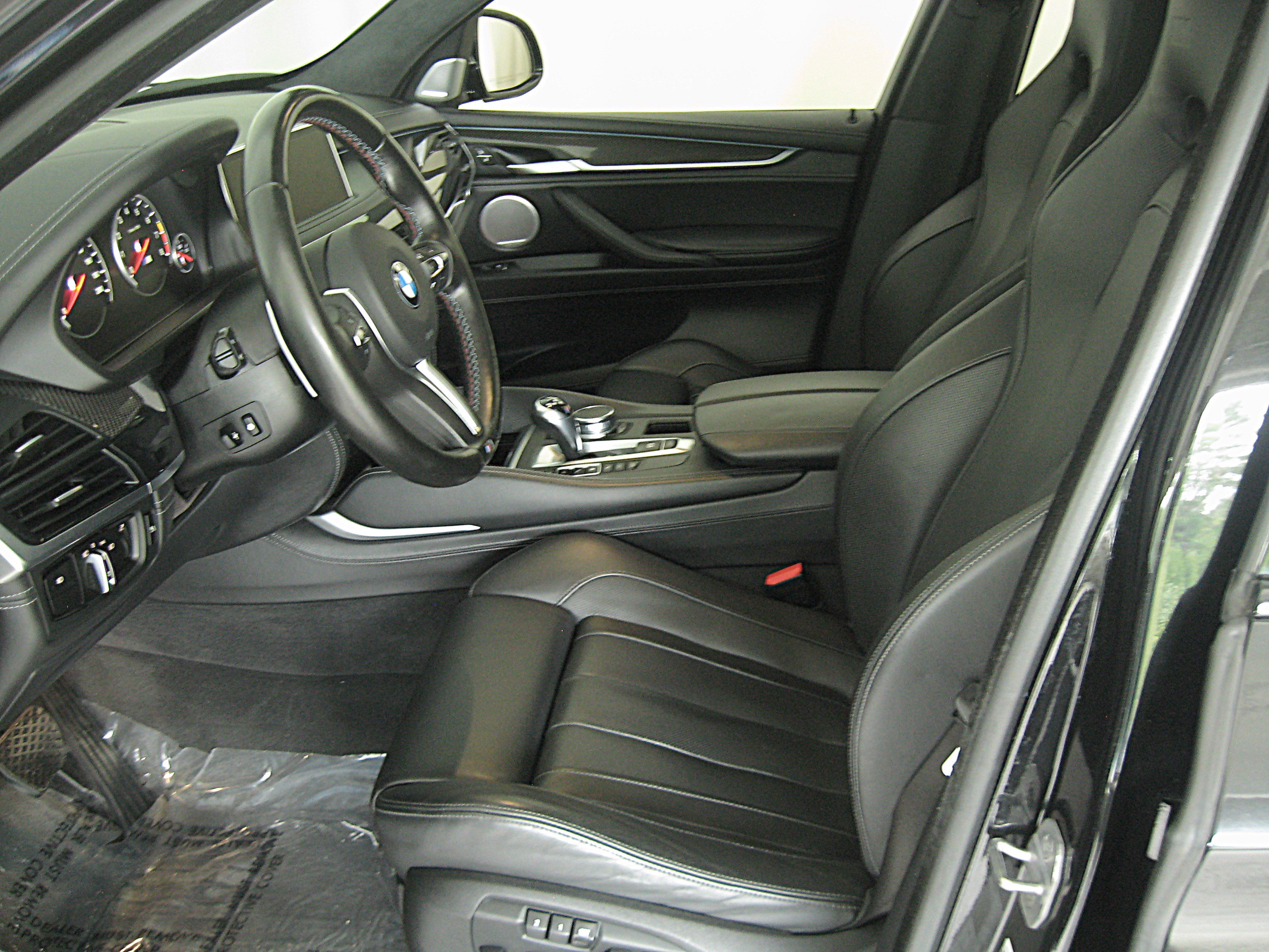 Used 2018 BMW X5 M AWD/4WD image 9
