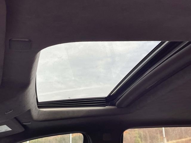 Used 2022 GMC Sierra 1500 AT4X image 18