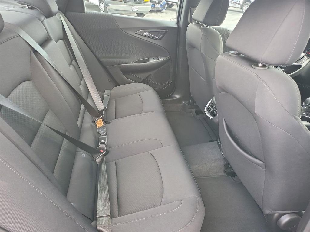 Used 2024 Chevrolet Malibu LT FWD image 18