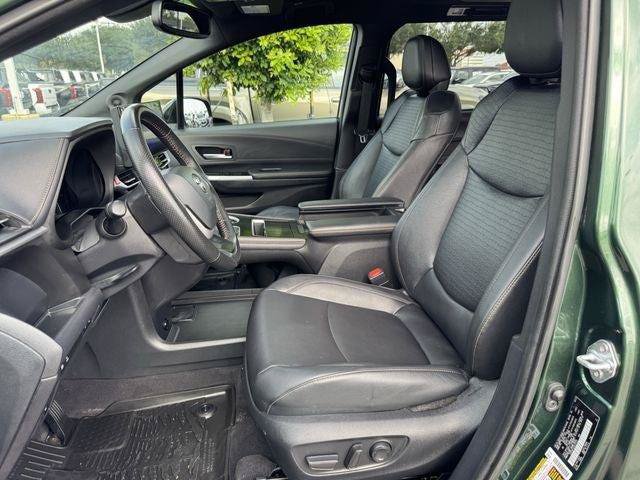 Certified 2025 Toyota Sienna XLE Woodland Edition AWD/4WD image 23