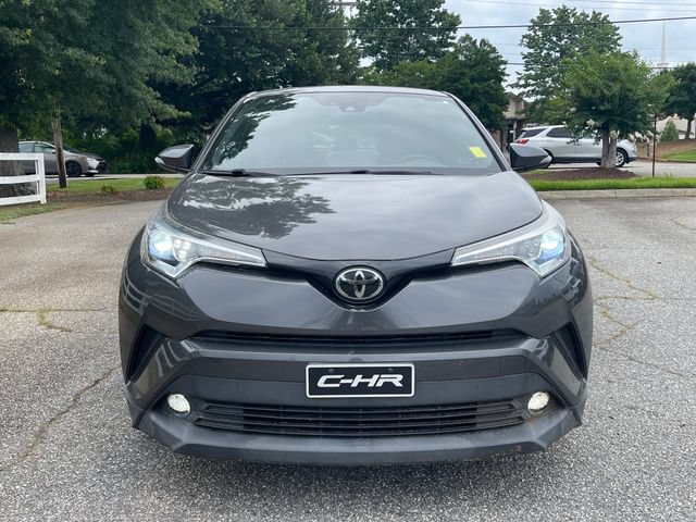 Used 2019 Toyota C-HR Limited FWD image 2