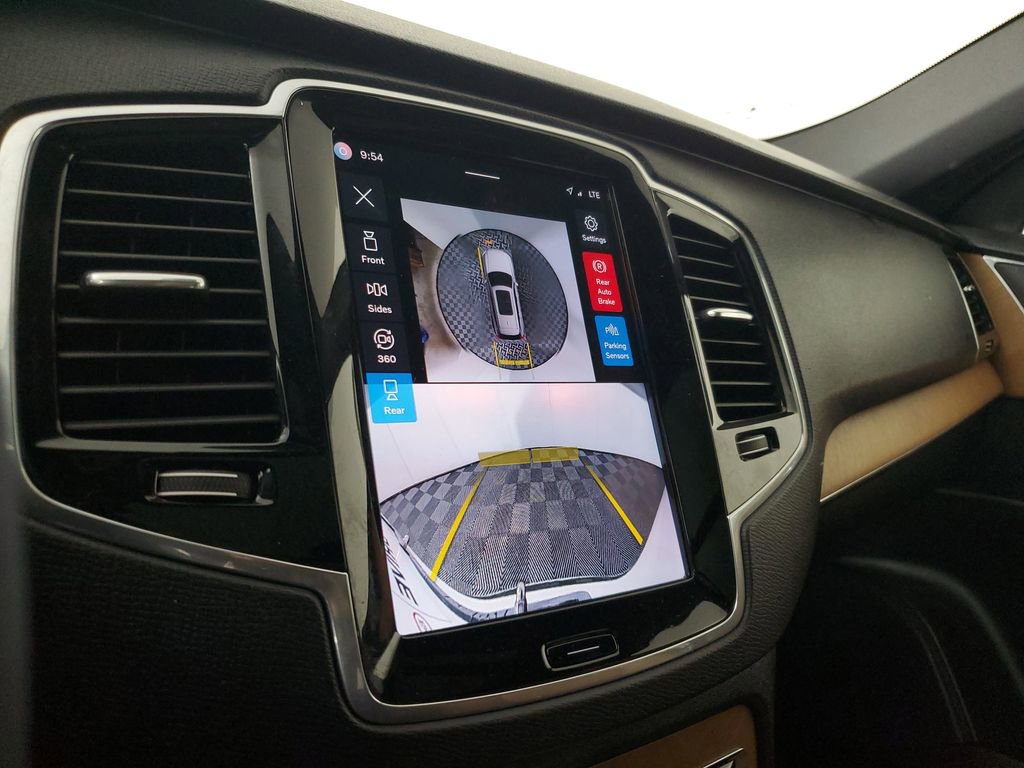 Used 2024 Volvo XC90 T8 Plus image 32