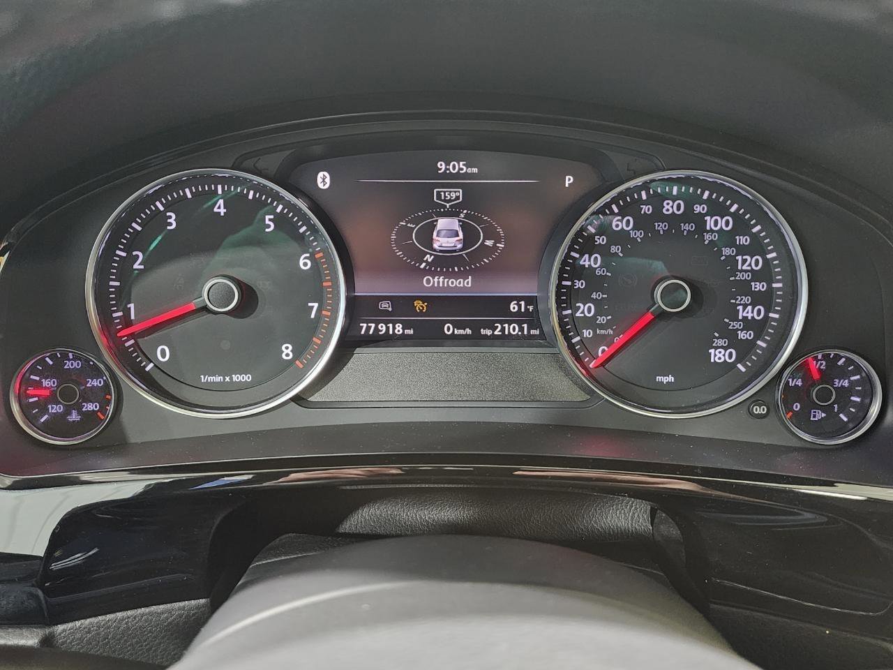 Used 2017 Volkswagen Touareg Wolfsburg Edition AWD/4WD image 14