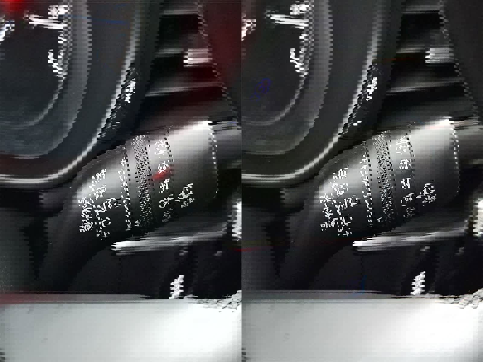 Used 2019 MAZDA MAZDA3 Hatchback image 25