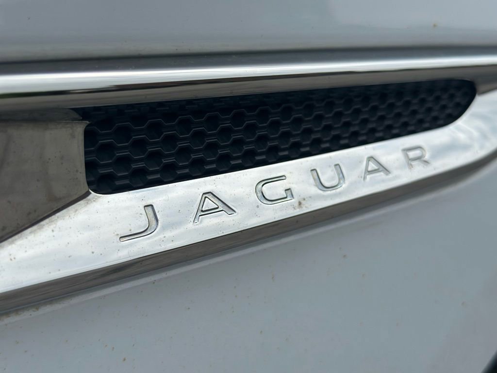 Used 2019 Jaguar F-PACE Prestige AWD/4WD image 11