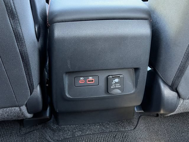 Used 2023 Nissan Frontier PRO-4X AWD/4WD image 38
