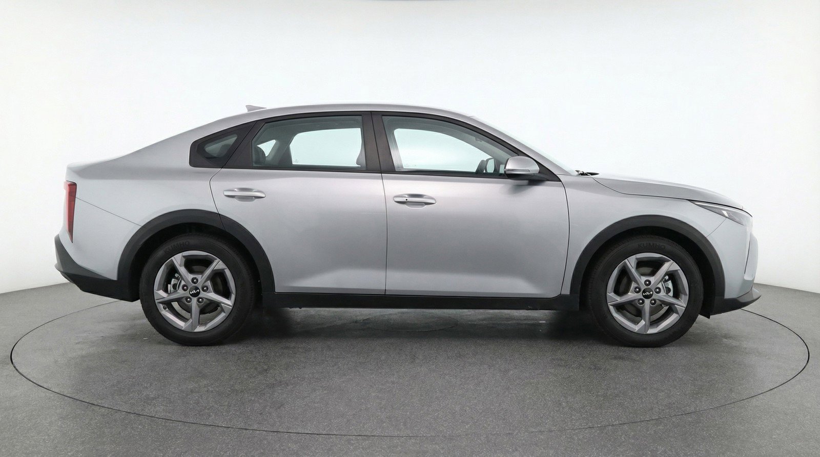 Used 2025 Kia K4 FWD image 11