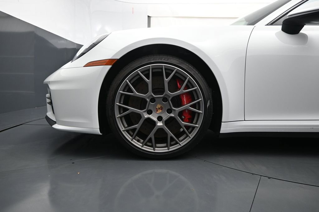Certified 2025 Porsche 911 Carrera S RWD image 9