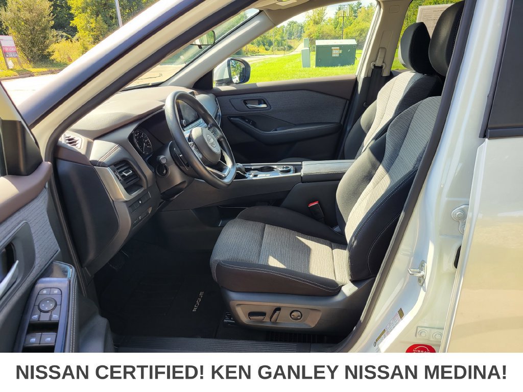 Certified 2023 Nissan Rogue SV AWD/4WD image 36