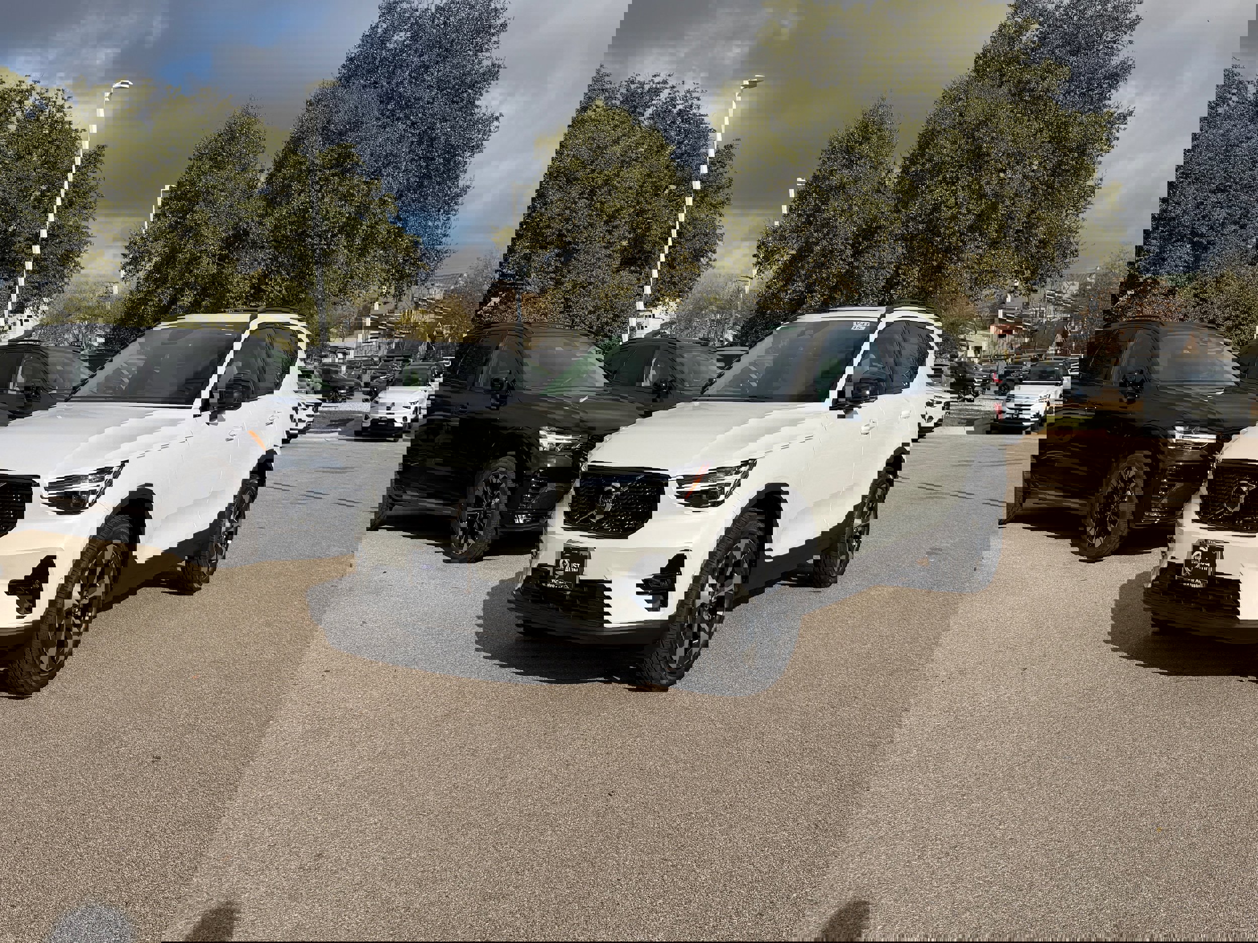 New 2026 Volvo XC40 B5 Plus w/ Protection Package Premier image 2