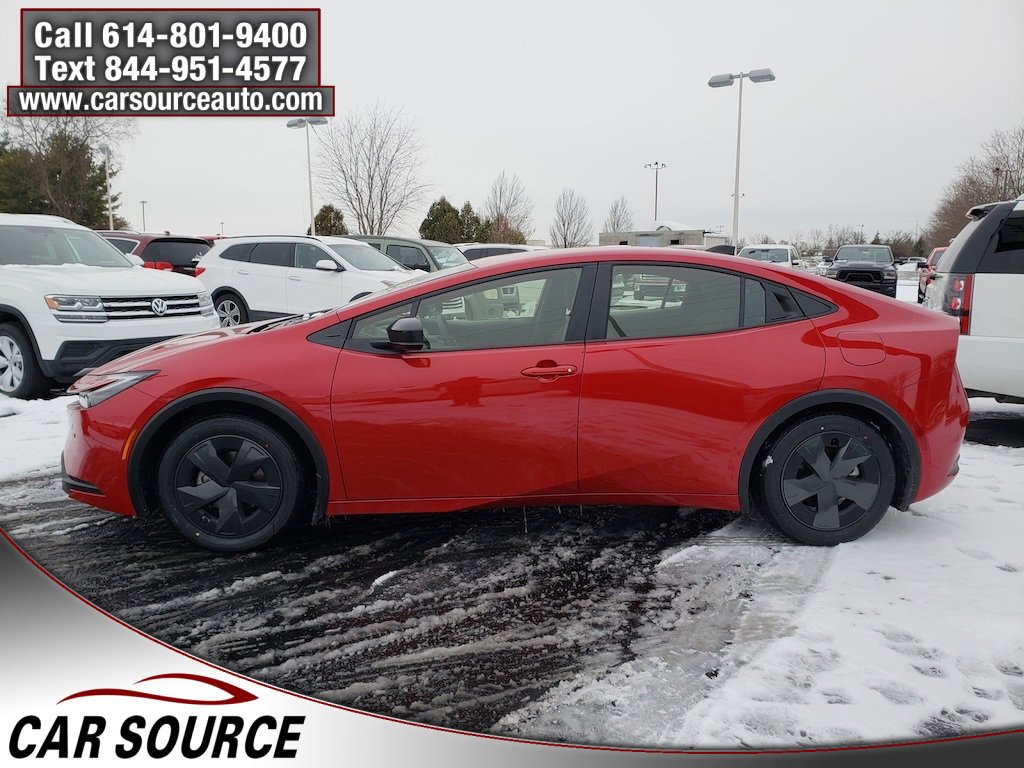 Used 2026 Toyota Prius LE image 9