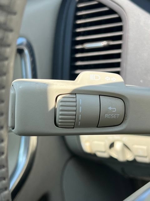 Used 2013 Volvo XC60 T6 AWD/4WD image 14