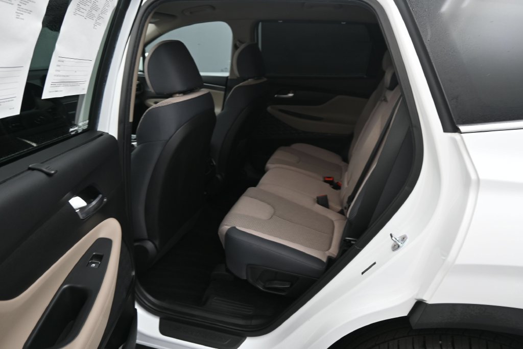 Used 2021 Hyundai Santa Fe SEL w/ Convenience Package FWD image 18