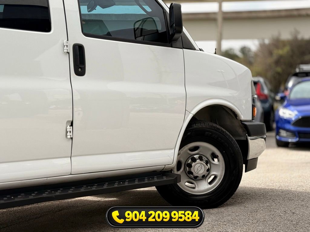 Used 2019 Chevrolet Express 3500 LT w/ LT Preferred Equipment Group RWD image 10