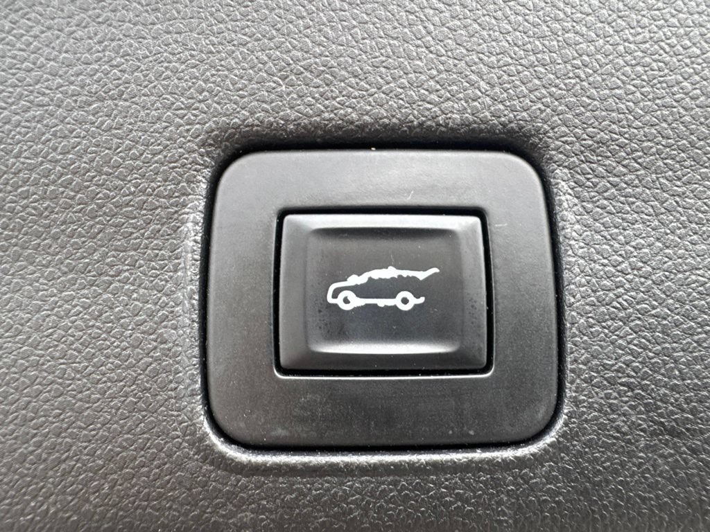 Used 2021 Chevrolet TrailBlazer ACTIV w/ Sun and Liftgate Package AWD/4WD image 18