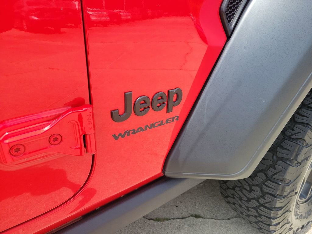 Used 2022 Jeep Wrangler Sport AWD/4WD image 28