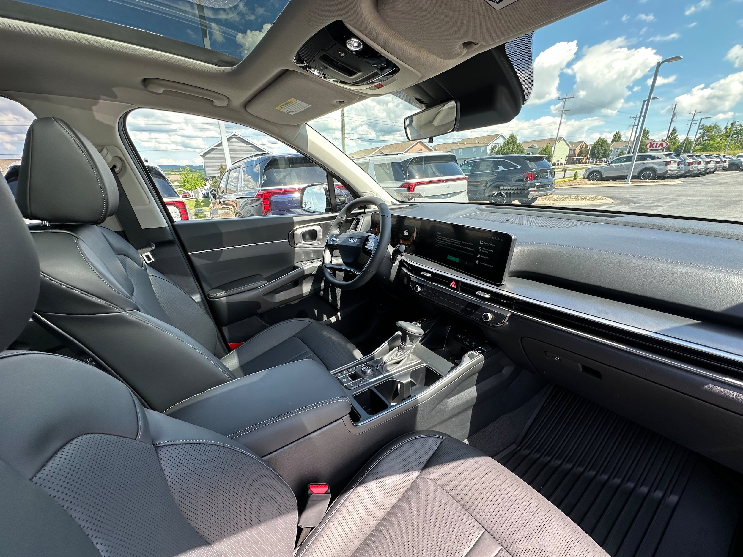 New 2026 Kia Sorento S AWD/4WD image 21